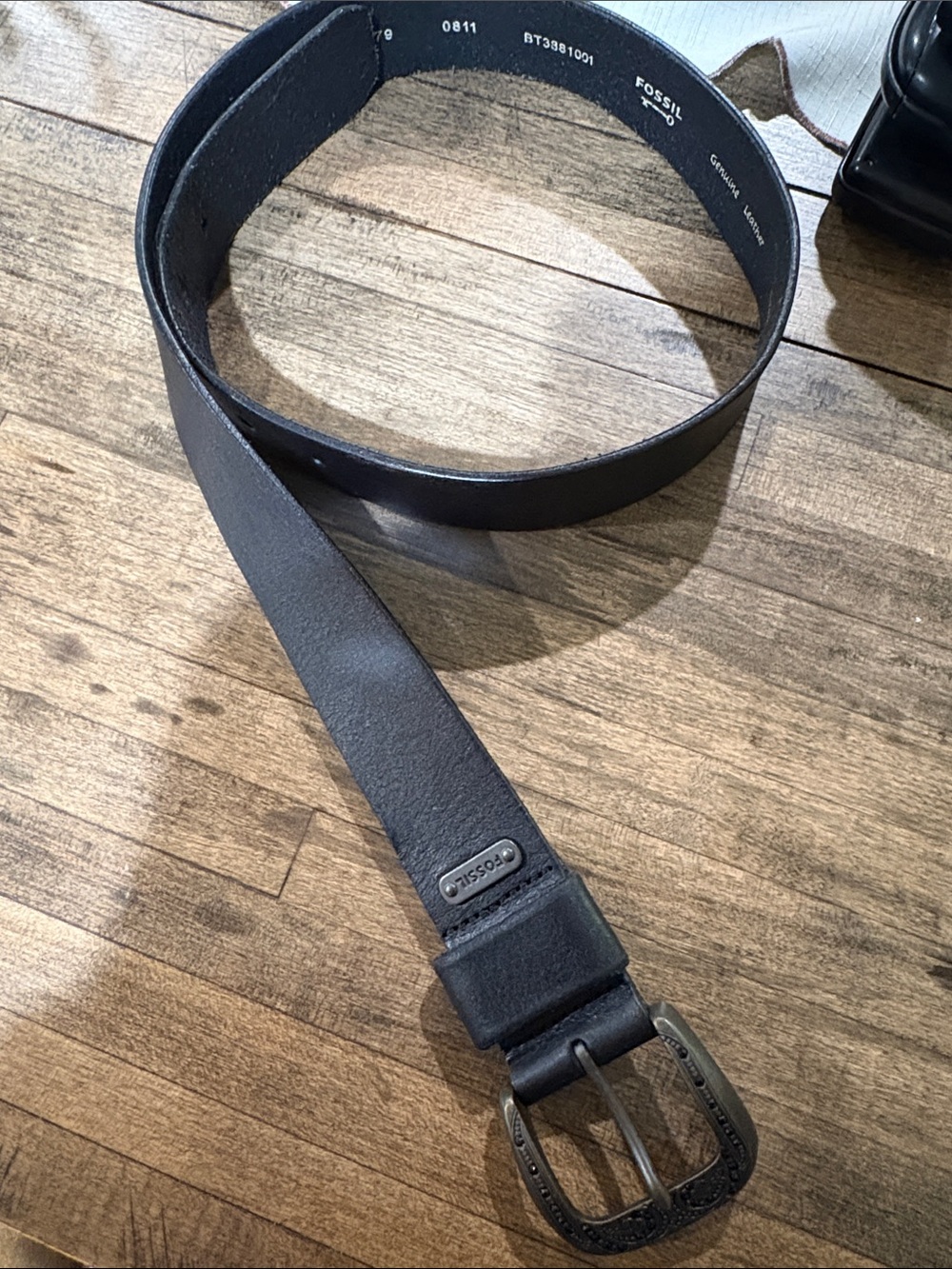 Fossil Women’s Black Leather Belt with Antiqued Metal Buckle